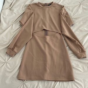 Tan SHEIN long sleeve dress, size Small (4)
